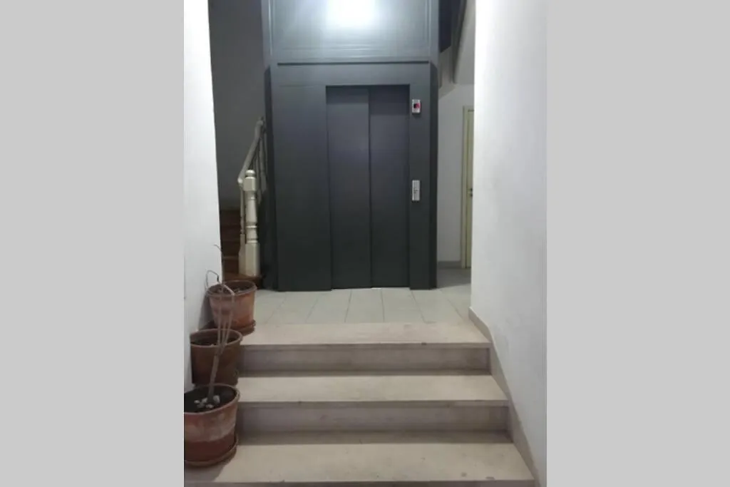 Apartamento Perto Do Centro De Lisboa Com Elevador Apartment